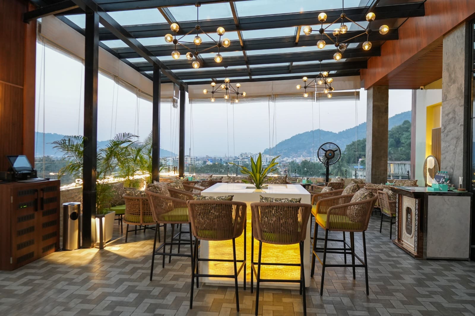 Best room in Guwahati with premium comfort